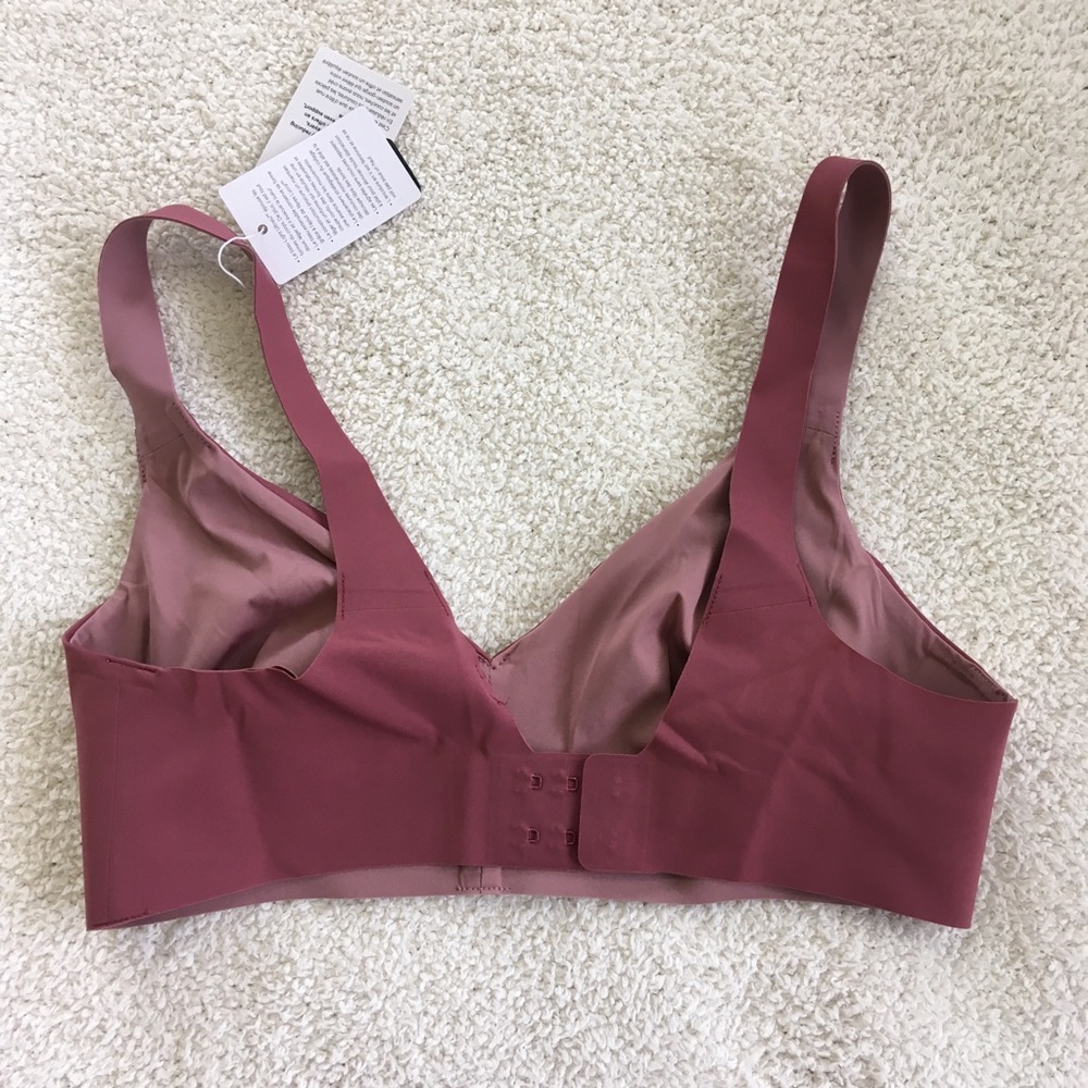 Lululemon Like Nothing Bra - Picture 2 of 5